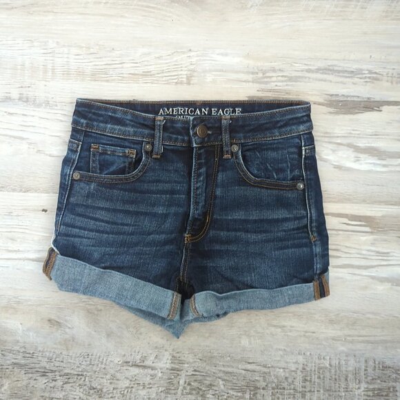 American Eagle Super Hi-Rise Shortie Jeans Shorts - Picture 3 of 5
